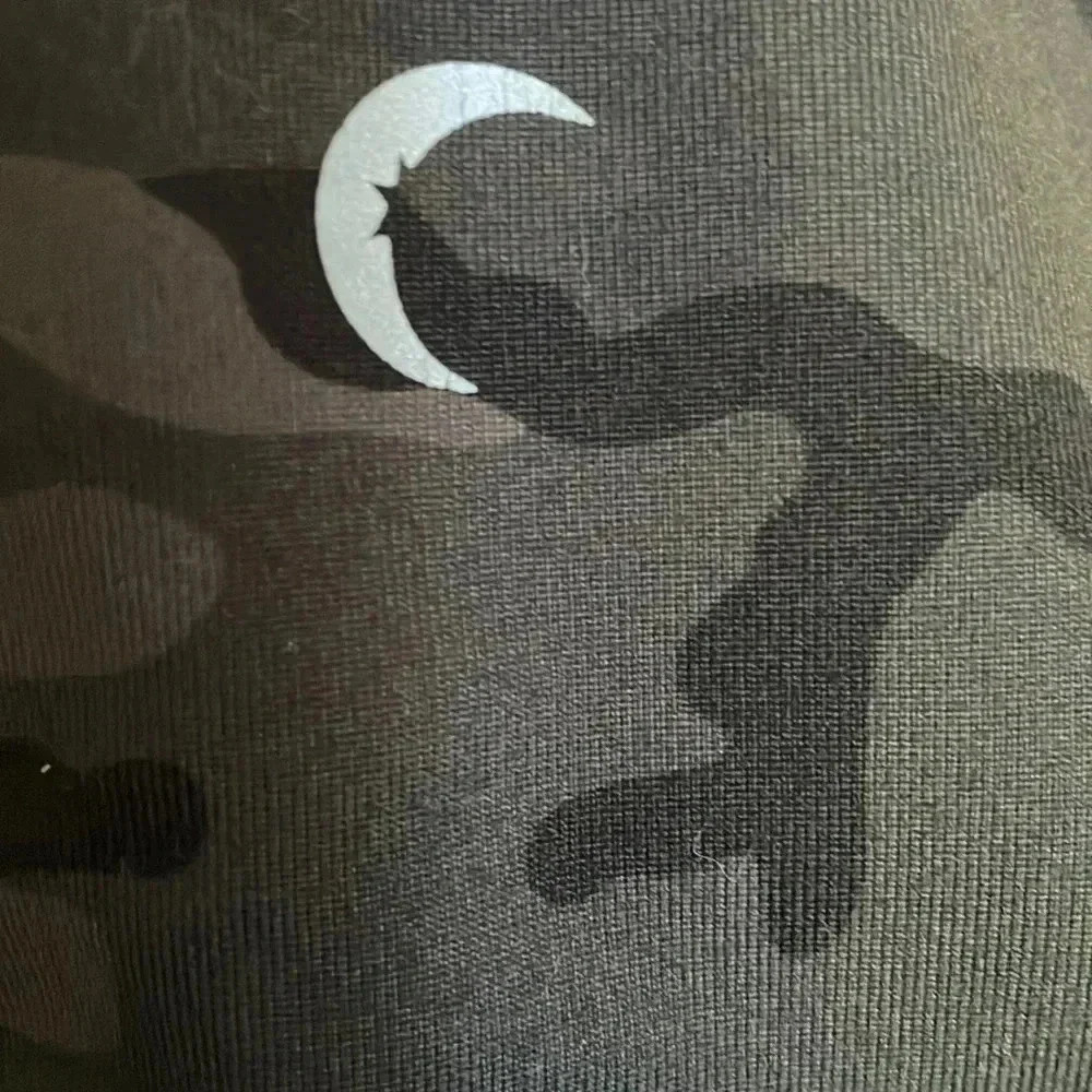 Zyia camo crops - Picture 6 of 7